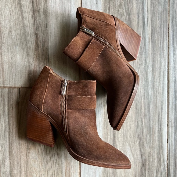 Vince Camuto Gidgey Western Suede Ankle Booties - Picture 4 of 7